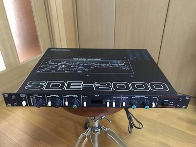 Roland SDE-2000 Digital Delay 1981, Echo Rackmount - Image 1 of 2