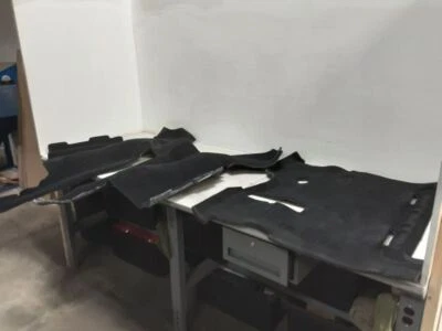 Juego de alfombras traseras Jeep JK Wrangler 4 puertas OEM 2011-2013 2014 2015 2016 2017 114829 Foto 1 de 4