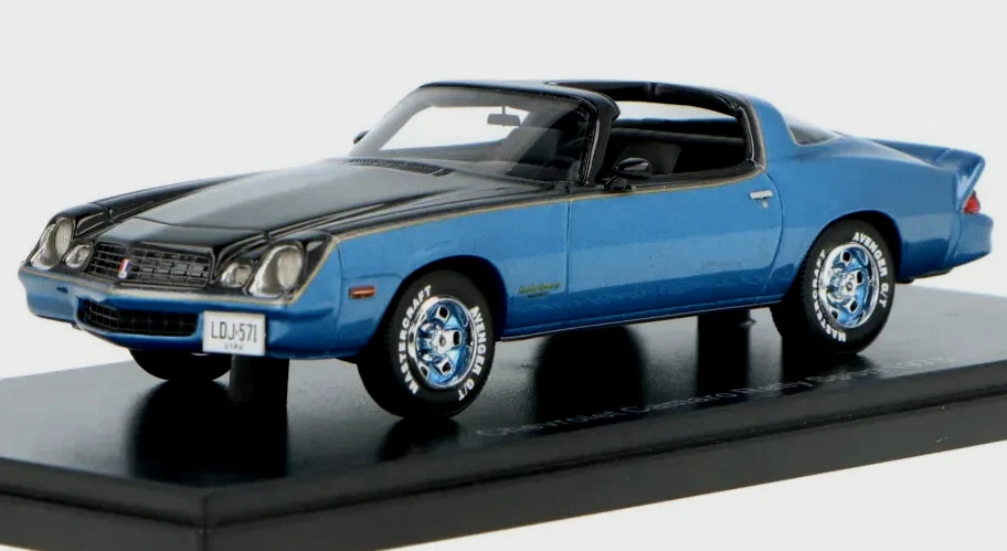 wonderful resin-modelcar 1/43 CHEVROLET CAMARO RALLY SPORT 1978 - bluemet./black - Image 1 of 2