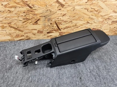 TOYOTA GR86 22-25 CONSOLA CENTRAL PORTAVASOS CON REPOSABRAZOS 2,4 L SUBARU BRZ OEM Foto 1 de 4