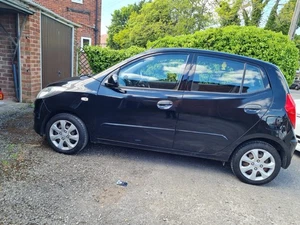 HYUNDIA i10 NICE CONDITION ONLY £20 ROAD TAX - Picture 1 of 7