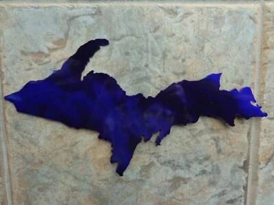 Верхний полуостров Мичиган контур плазменная резка настенное искусство 12 дюймов с различными цветами - Изображение 1 из 4