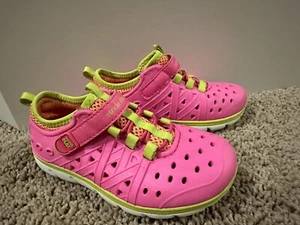 Stride Rite Girls Size 10 Pink Made2play Phibian Water Friendly Sandals Fashion - Picture 1 of 6