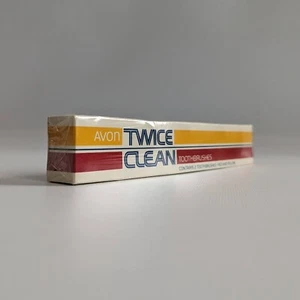 Avon Twice Clean Toothbrushes - Vintage 1983 Sealed 2-Pack - Red & Yellow - Picture 1 of 9