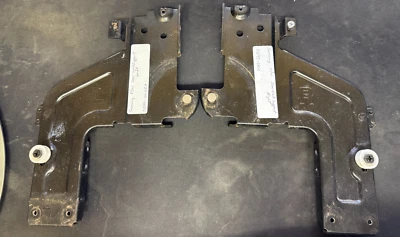 Conjunto de soporte para lavavajillas Samsung #DD97-00115A izquierda + derecha. Foto 1 de 2