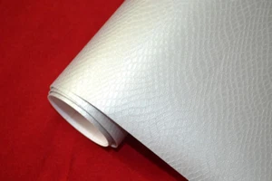 8€/m² Auto Folie Schlangen Leder Optik WEISS 300 x 152 cm selbstklebend - Bild 1 von 1