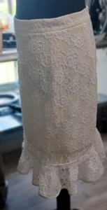 Cream VTG Style Lace Skirt Ruffle Edge Curve Hugging Lined Size S Knee Lngth 90s - Picture 1 of 23