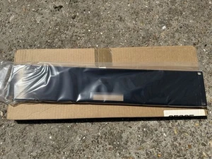 Plaque frontale rack personnalisée Middle Atlantic 2U pour AppleTV Gen 2 - Photo 1/3