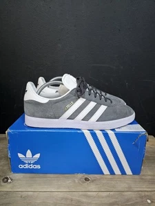 Talla 9 - Adidas Gazelle Gris - BB5480 Poco Uso Con Caja Original 🔥 - Imagen 1 de 13