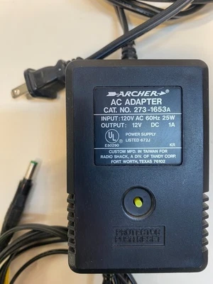 Adaptador de corriente alterna Archer 120V 273-1653A salida 12V Tandy Radio Shack de colección Foto 1 de 3
