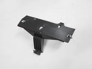 VW Phaeton 3D Halter für Sicherungskasten Kofferraum links 3D0035209F - Picture 1 of 3