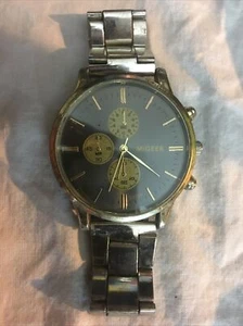 MiGEER gold strap wrist watch - Picture 1 of 3