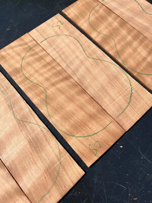 FEEL GOOD WOOD CURLY FLAME COASTAL REDWOOD Sopran Ukulele bookmatched top / resonanzboden AAA