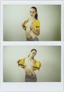 Instax Aktfoto: Französisches Model Brünette Mädchen Original Fuji breites Polaroid #022 - Bild 1 von 3