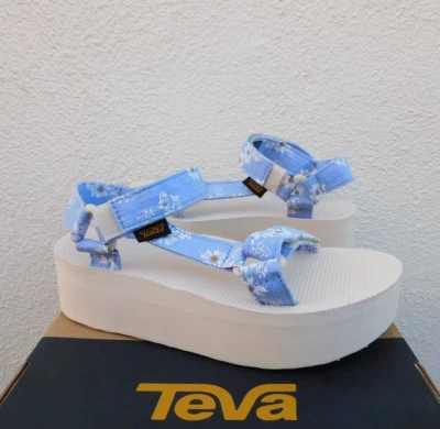 TEVA PERIWINKLE FLATFORM UNIVERSAL GLORIOSA PLATFORM SANDALS, US 7/ EUR 38 ~NEW - Image 1 of 4