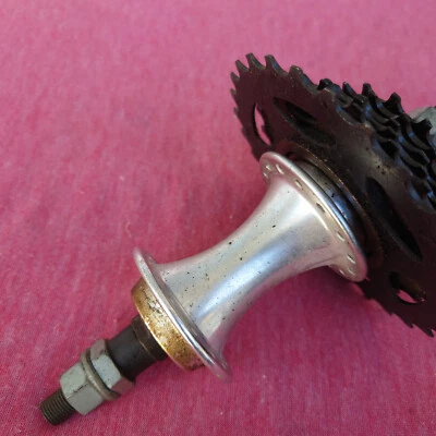 Shimano MF-TZ06 Cassette Freewheel Screw on with 28 hole 135 mm Hub 14/28 T - Image 1 of 4