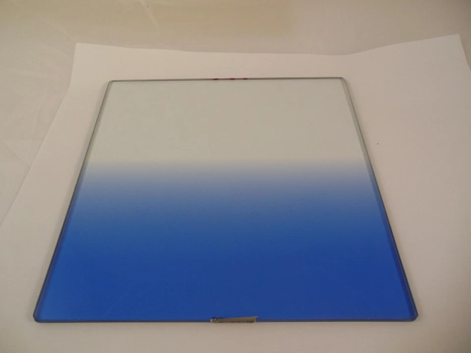 TIFFEN 6.6X6.6 CLEAR / BLUE 3 FILTER RED  ARRI CLEAN S.C - Image 1 of 1