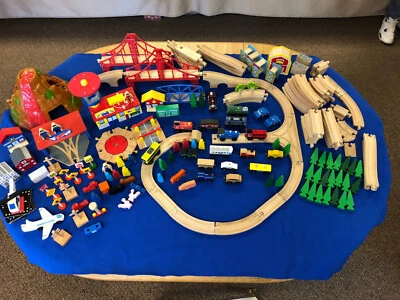 Wooden Train Set lot of 197 Pieces (mainly Kidkraft & misc. brands) - Image 1 of 4