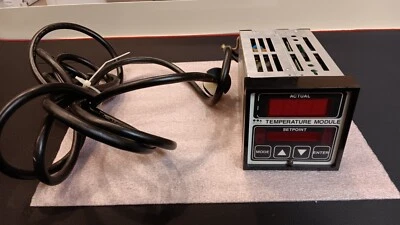 WATLOW 900 MICROPROCESSOR TEMPERATURE CONTROLLER 115/230 VAC  900B-3CA2-C4AC - Image 1 of 4