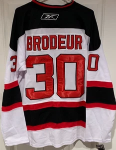 Reebok CCM Martin Brodeur # 30 New Jersey Devils Signed Trikot Gr. 52 Brandneu - Bild 1 von 10