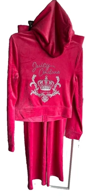 NUEVO CON ETIQUETAS $199 JUICY COUTURE Conjunto de Chándal Corona Terciopelo Brillante en Rosa Fiesta Talla Med Foto 1 de 4