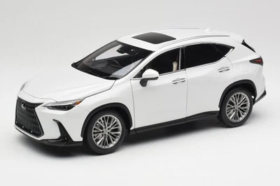 08968Q Lexus NX450h+ AZ20 White Kyosho 1/18 - Photo 1/4
