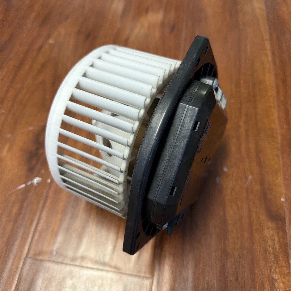 CONJUNTO SOPLADOR DELANTERO OEM COMPATIBLE CON 09-17 INFINITI EX35 FX35 FX45 FX50 QX70  Foto 1 de 4