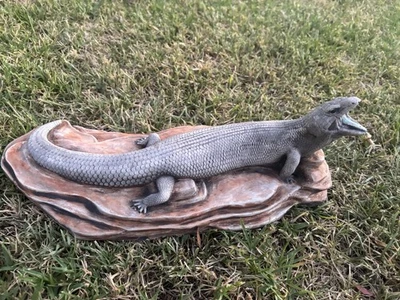 Blue Tongue Lizard Statue Ornament Animal Cement Concrete Garden Australian Made - image 1 of 4