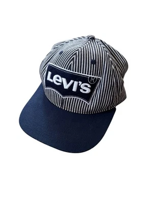 Levi's Youth 红色标签海军蓝白色条纹球帽  — 第 1/4 张图片