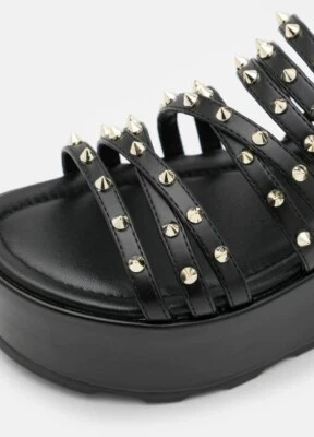 全新 $895 Versace Jeans Couture 女式铆钉厚底凉鞋 39 8.5 — 第 1/4 张图片