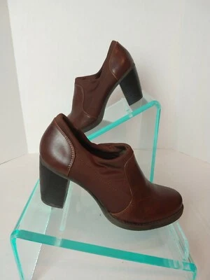 Natural Soul Womens Slip-On Leather Brown shoes. Sz 9                         C1 - Image 1 of 4