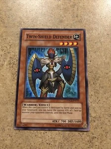 Yugioh! Twin-Shield Defender - TDGS-EN011 - Común - Edición Ilimitada Casi Como Nuevo - Imagen 1 de 1