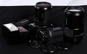 Olympus OM707 AF SLR + Battery Grip, AF 28-85mm, 70-210mm Lens & F280 Flash Kit - Picture 1 of 15