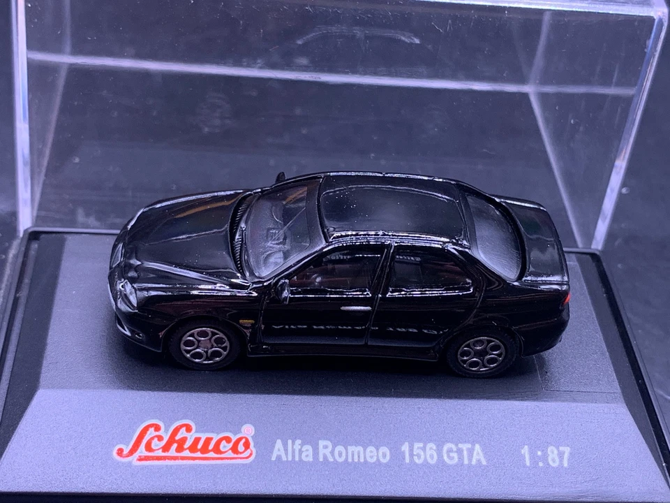 Coche modelo Schuco 1:87 H0 Alfa Romeo 156 GTA Foto 1 de 1