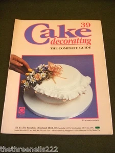 CAKE DECORATING #39 - Using linework - Picture 1 of 1