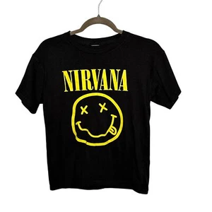 Nirvana Smiley Face T-Shirt Size Medium Black Boxy Tee Grunge Short Sleeve - Picture 1 of 5