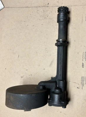 1932-1953 FORD  V8 221 / 239 / 255 FLATHEAD OIL PUMP ASSEMBLY  Foto 1 de 4