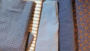 Vintage Quilting 100% Cotton Fabric, Various Makers, Blue tones, Geometrics 5 pc - Picture 1 of 5
