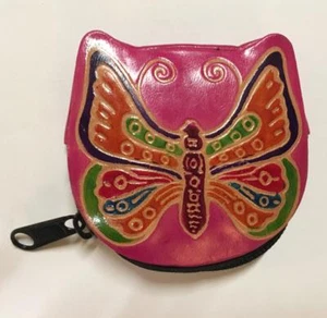 Monedero Shantiniketan Hippie Bohemio India Cuero Pintado Mariposa Rosa - Imagen 1 de 1