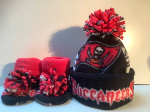 BUCCANEERS BABY HAT HANDCRAFTED newborn BEANIE & BOOTIES FLEECE NFL TAMPA BAY Cover