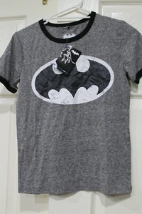 NEW DC COMICS BATMAN GREY WOMENS TEE SHIRT TOP SIZE XXXS FIT GIRL  12-14YRS - Picture 1 of 2
