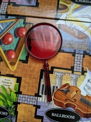 2004 Clue DVD Board Game U Pick Replacement Parts: Tokens (Pawns) Cards Pad - Image 1 of 3