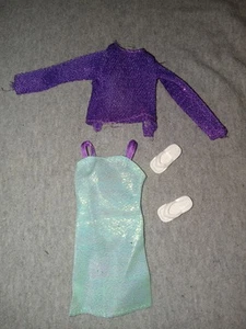 Vestido Barbie De Colección Con Cardigan/Top Y Sandalias Blancas - Imagen 1 de 3