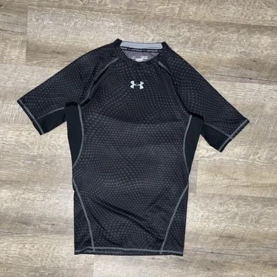 Under Armour Heat Gear Compression Shirt Men's M Black AOP Short Sleeve - Image 1 of 4