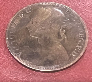 1890 UK Penny Queen Victoria D:G: BRITT REG:F:D BUN head Coin - Picture 1 of 5