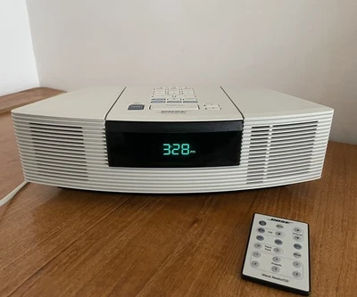 Bose Wave Music System AM/FM Radio CD - White  - Image 1 of 4