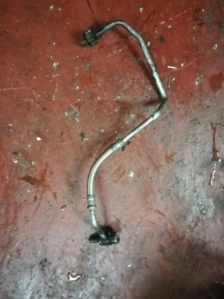 Tubo de alimentación de aceite Peugeot 308 508 1.6 Hdi Turbo 2011 a 2016 Foto 1 de 1