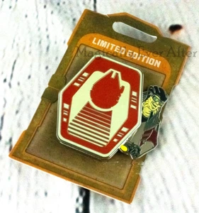 Disney Star Wars May The 4th Be With You 2021 Pin Limited Edition HONDO + DROID - Picture 1 of 2