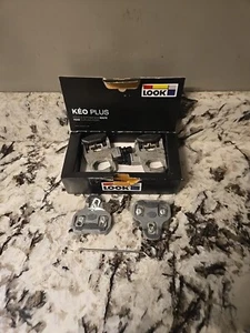 Look Keo Plus Composite Clipless Road Bike Pedals Gray With Cleats - Picture 1 of 5