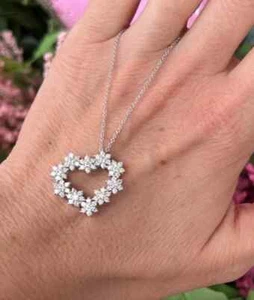 Gorgeous Heart Pendant 18"in 3CT Round Simulated Diamond 14KWhite Gold Plated SL - Picture 1 of 5
